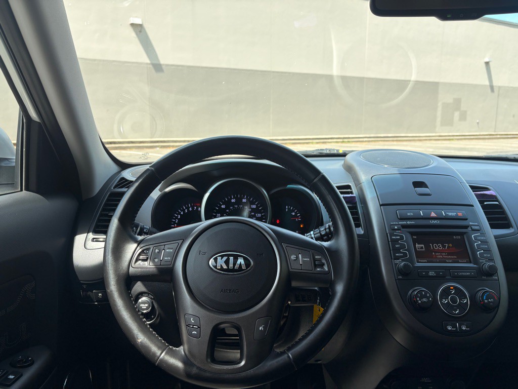 2013 Kia Soul Image 12
