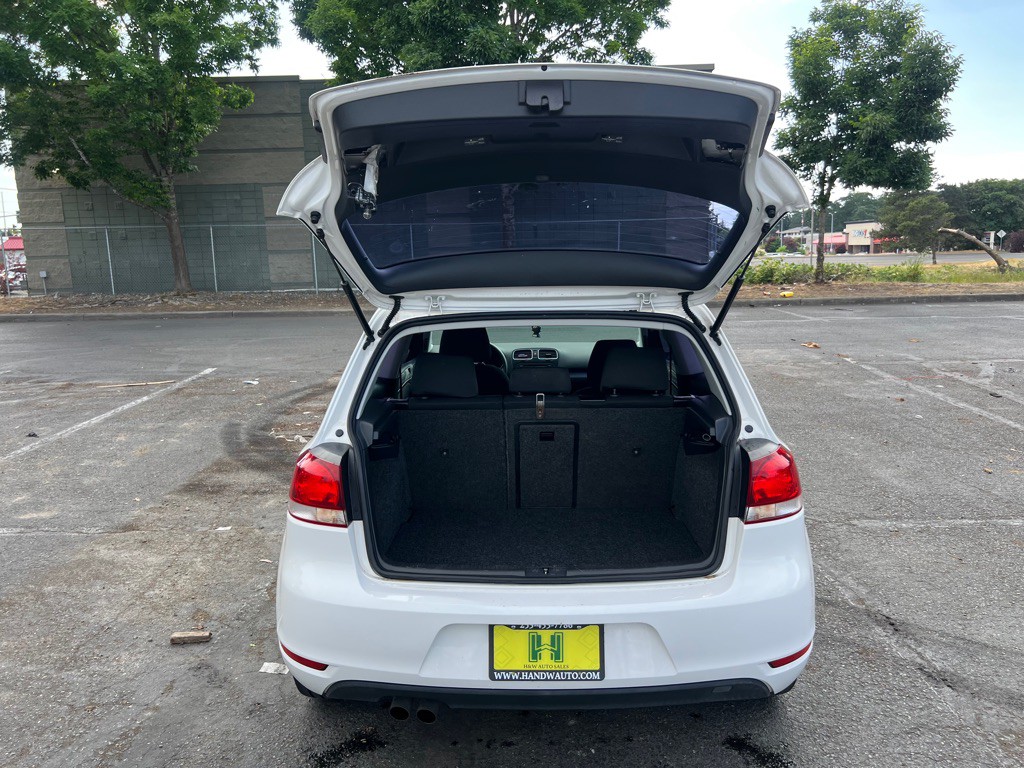 2013 Volkswagen Golf Image 15