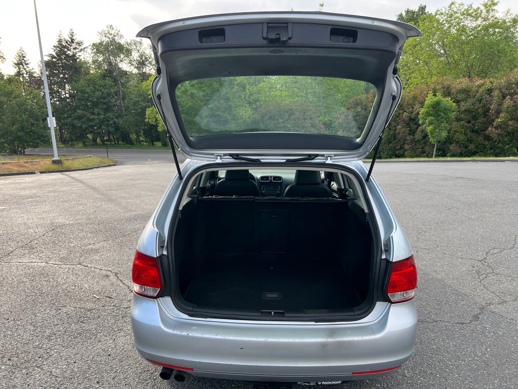2012 Volkswagen Jetta Image 16