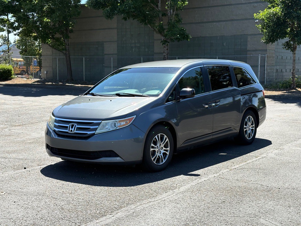 2012 Honda Odyssey Image 1