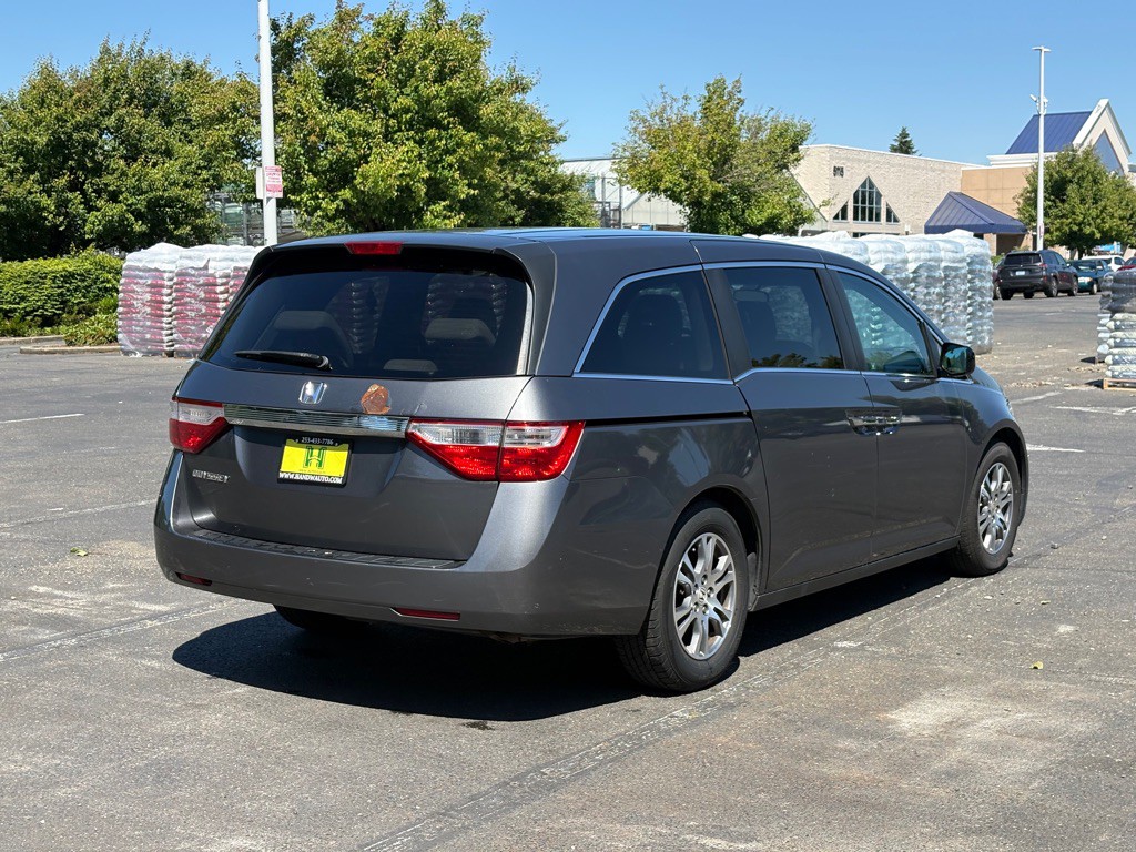 2012 Honda Odyssey Image 5