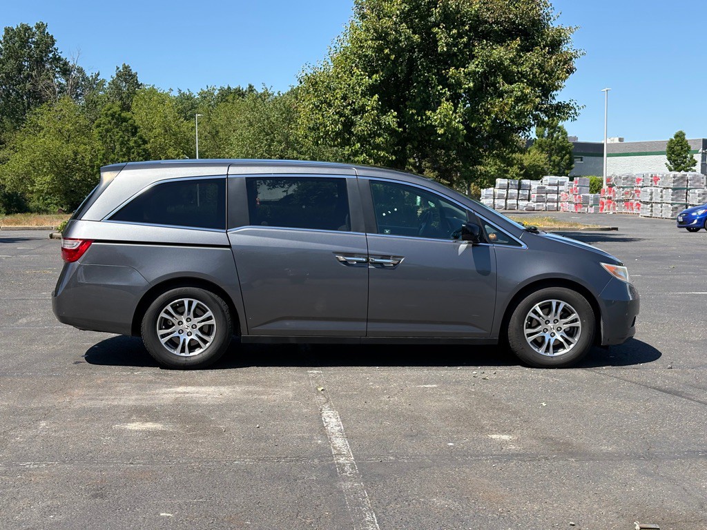 2012 Honda Odyssey Image 6