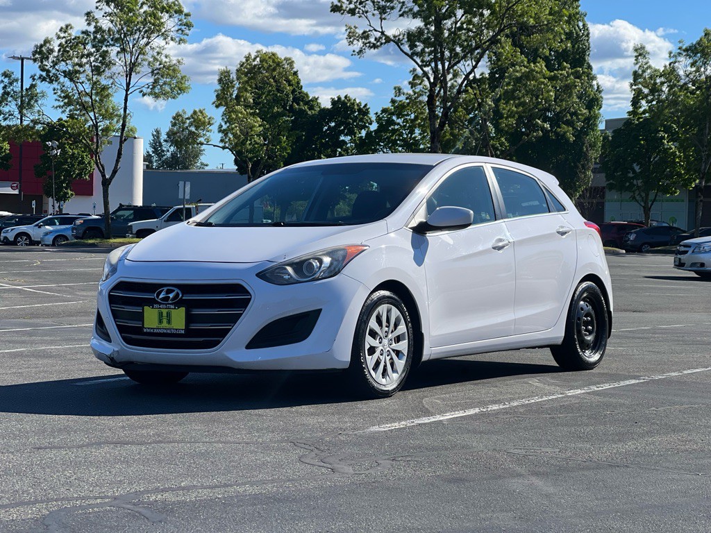 2016 Hyundai Elantra Image 1