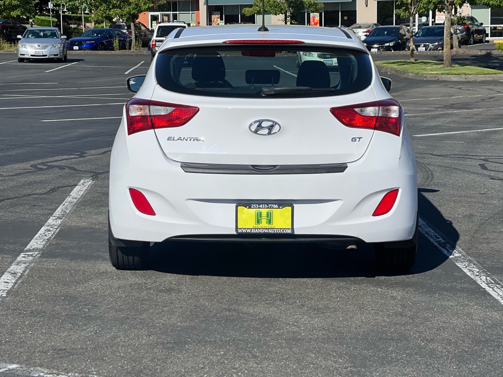 2016 Hyundai Elantra Image 4