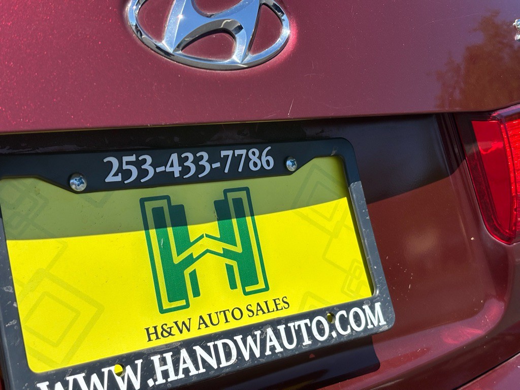 2010 Hyundai Sonata Image 15