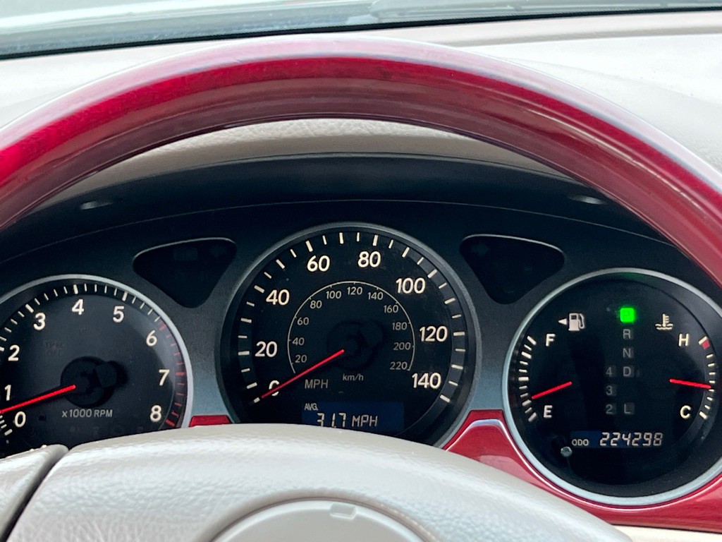 2004 Lexus ES Image 13