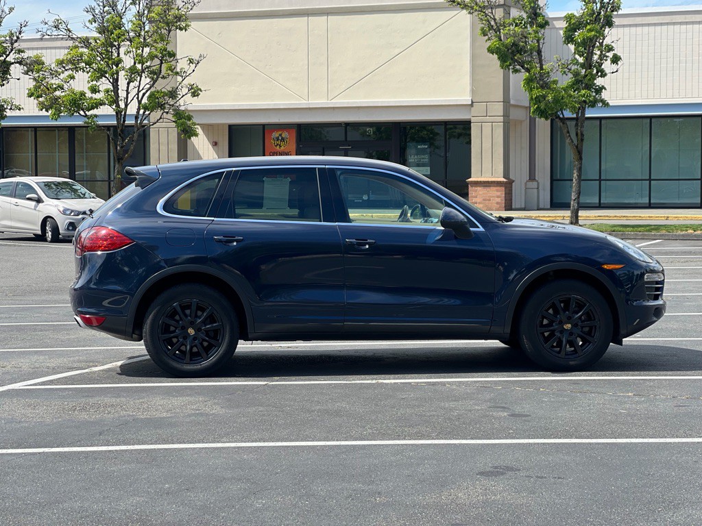 2012 Porsche Cayenne Image 6