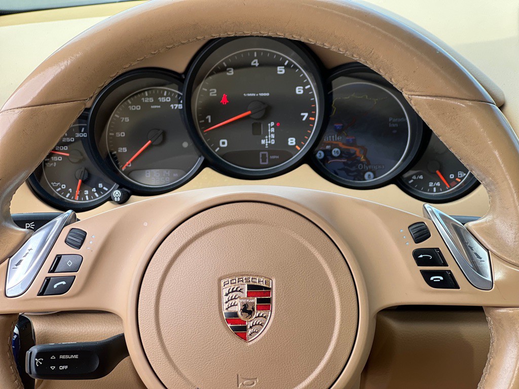 2012 Porsche Cayenne Image 12