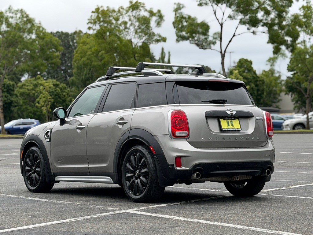 2018 MINI Cooper Image 3