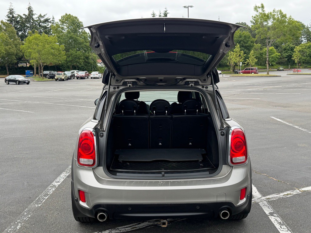 2018 MINI Cooper Image 17