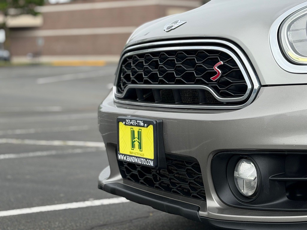 2018 MINI Cooper Image 20