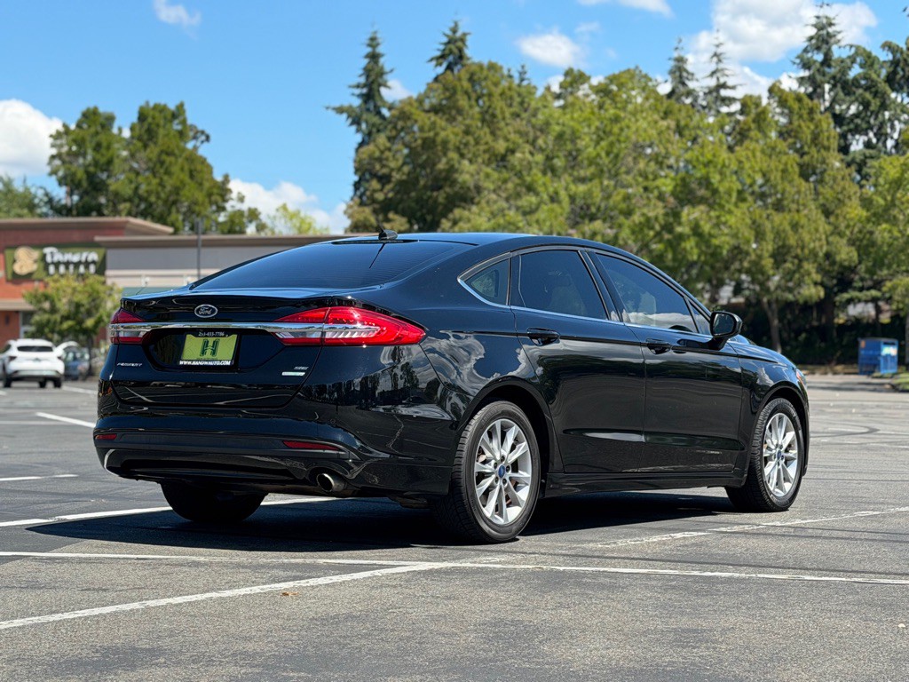 2017 Ford Fusion Image 5