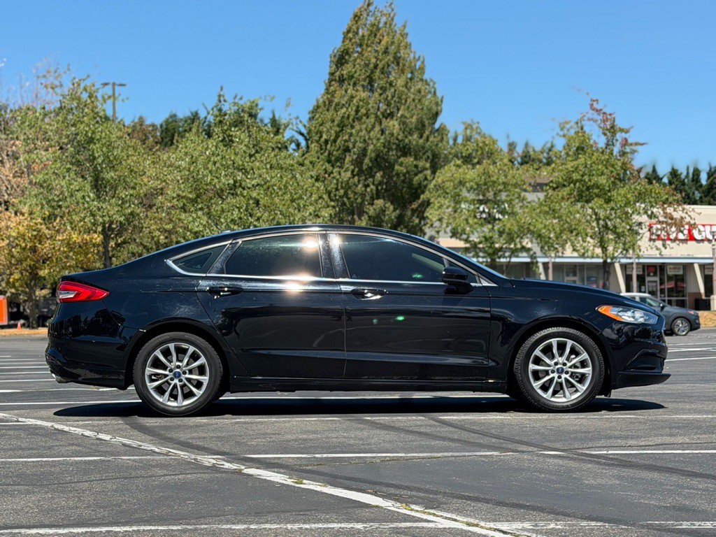 2017 Ford Fusion Image 6