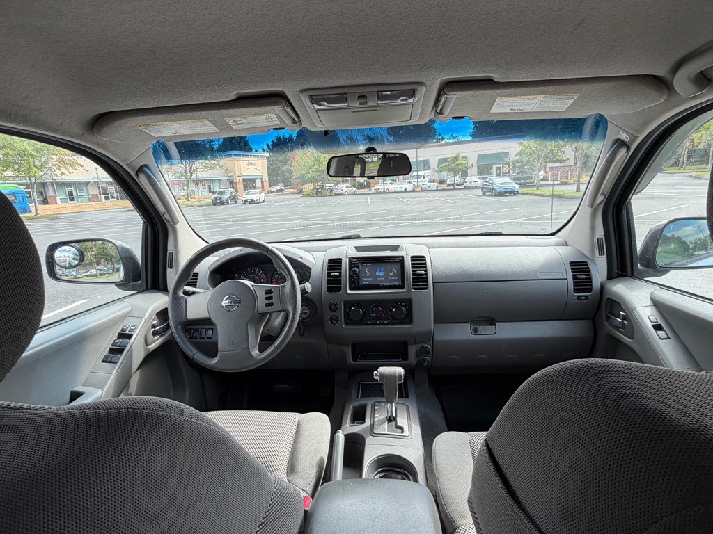 2006 Nissan Frontier Image 11