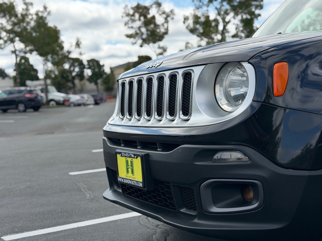 2015 Jeep Renegade Image 20