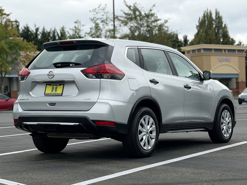 2018 Nissan Rogue Image 5
