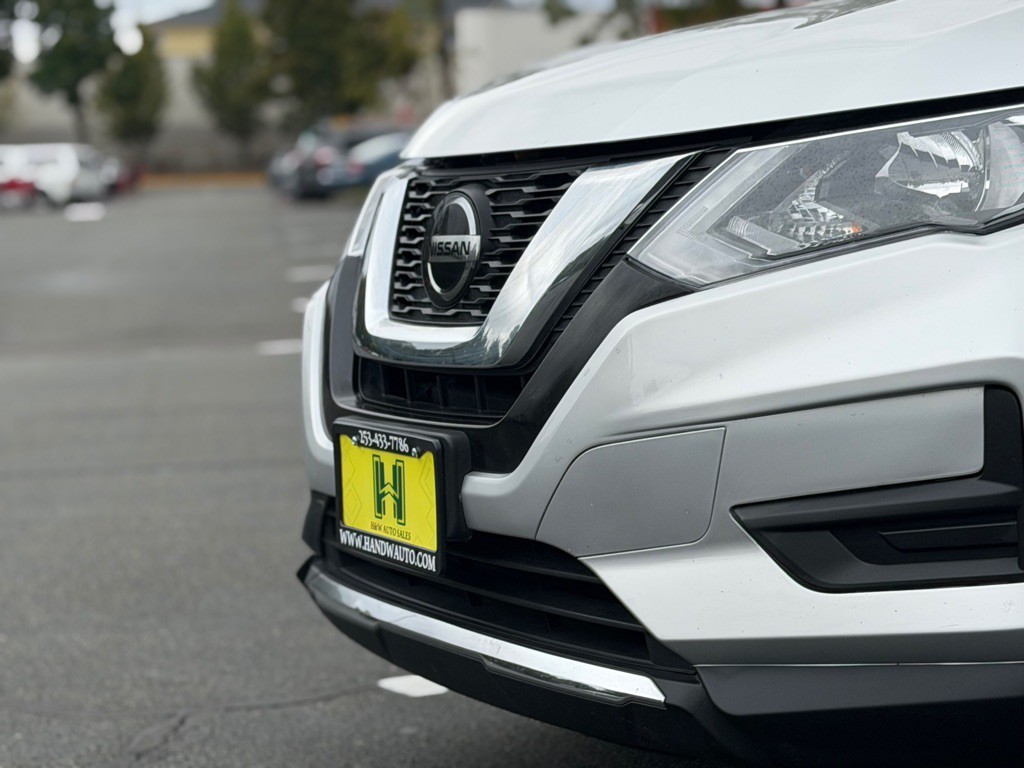 2018 Nissan Rogue Image 19