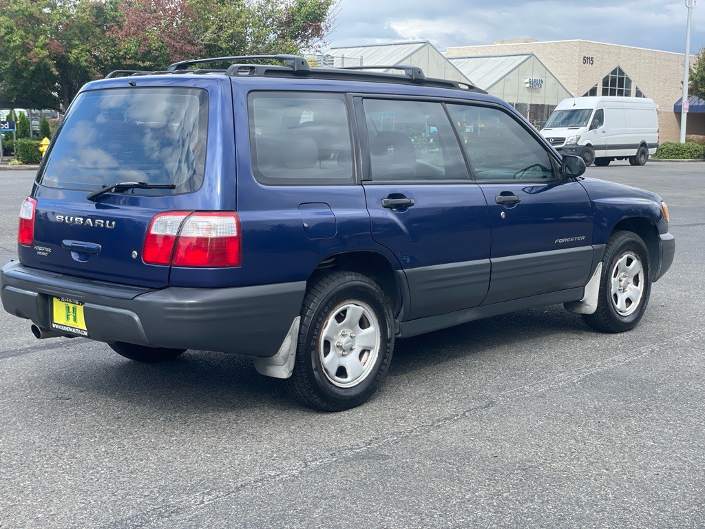 2001 Subaru Forester Image 3