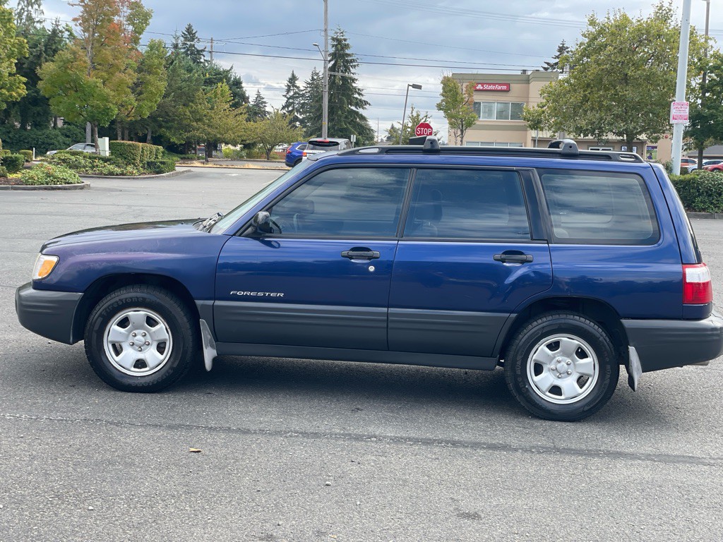 2001 Subaru Forester Image 6