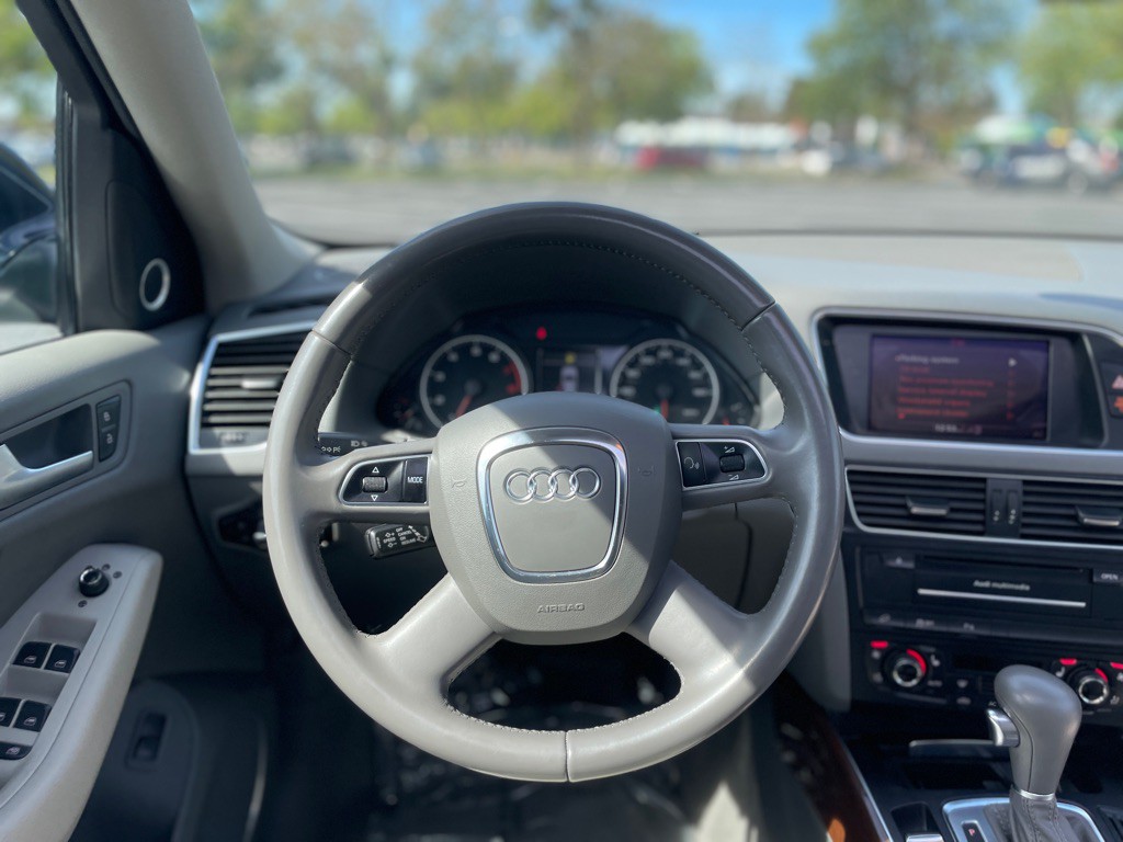 2012 Audi Q5 Image 9
