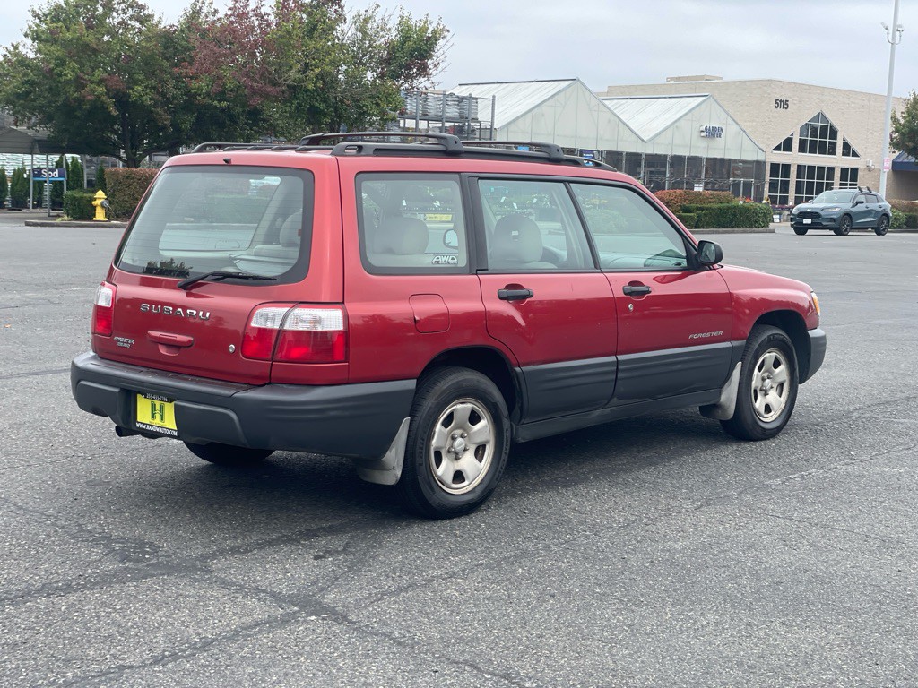 2001 Subaru Forester Image 3