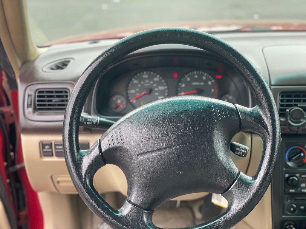 2001 Subaru Forester Image 10