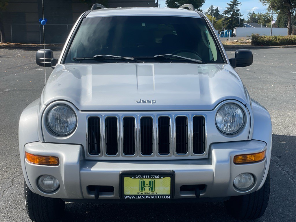 2003 Jeep Liberty Image 8