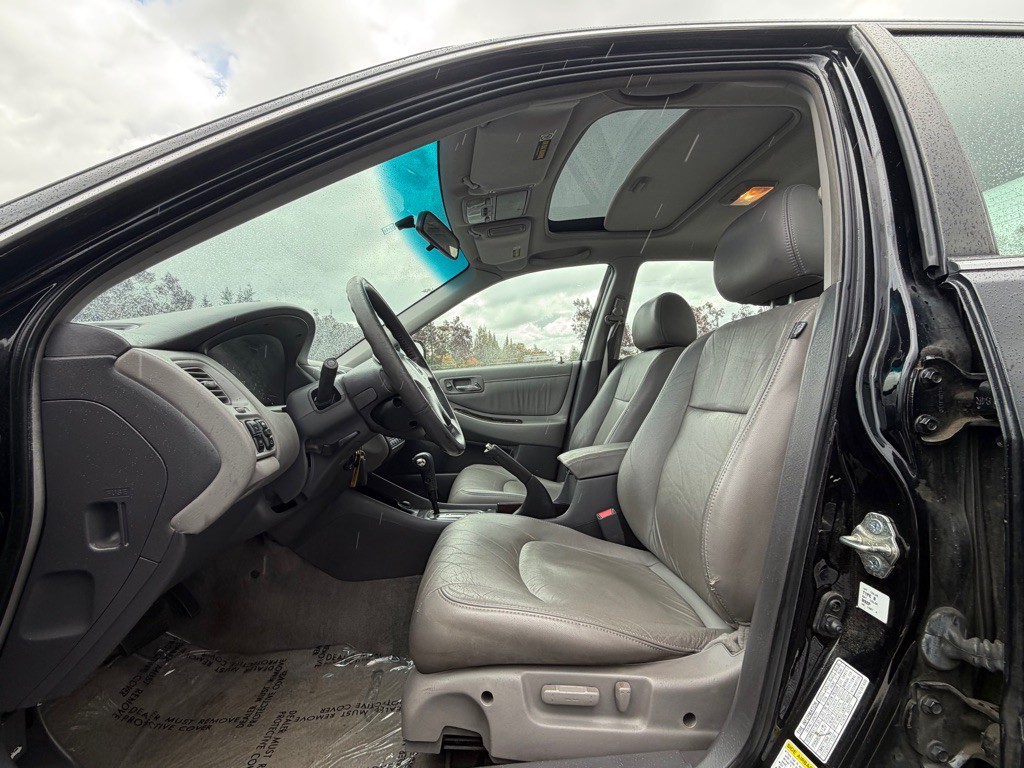 2001 Honda Accord Image 9