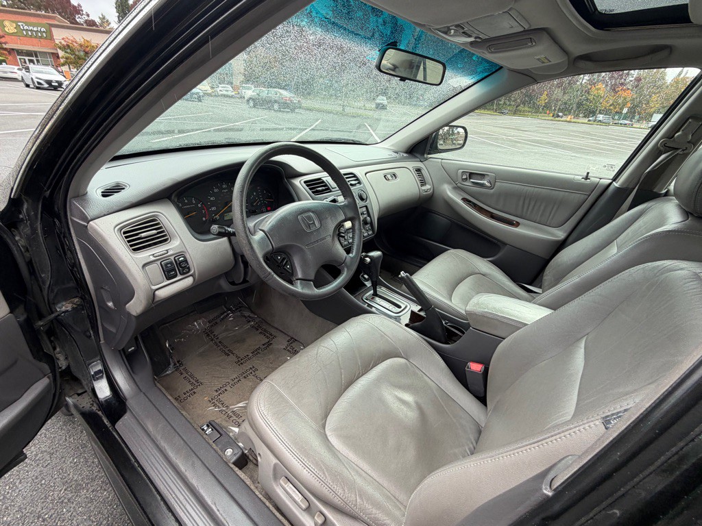 2001 Honda Accord Image 10