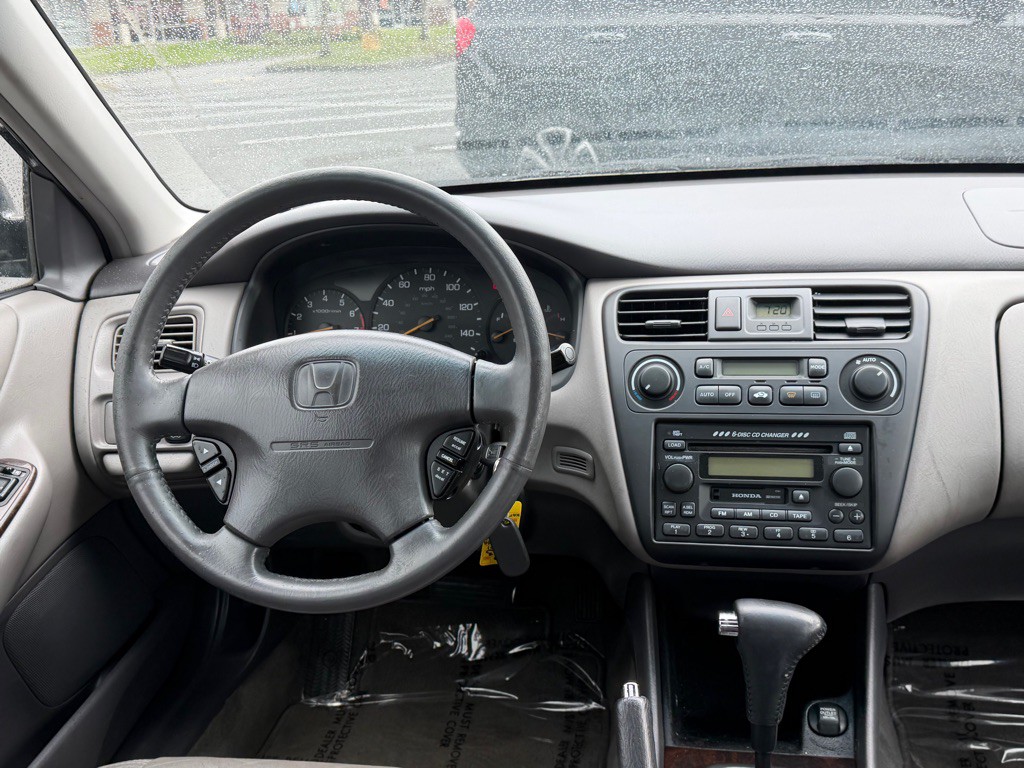 2001 Honda Accord Image 11