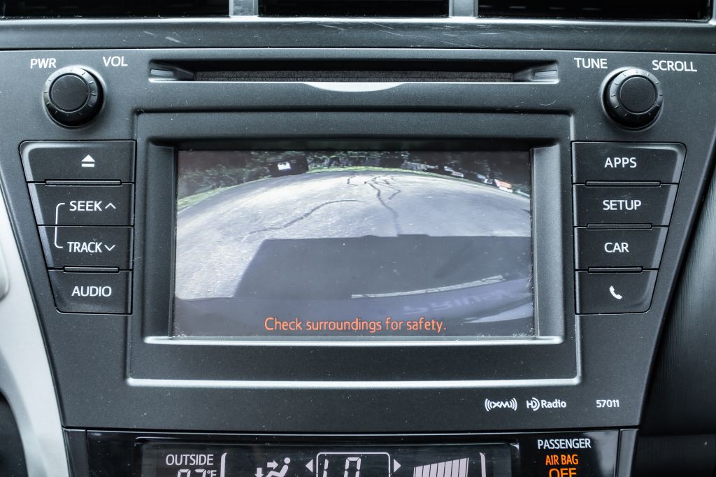 2012 Toyota Prius Image 22