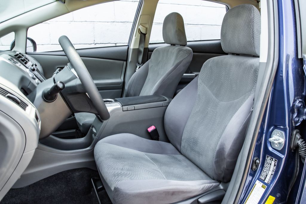 2012 Toyota Prius Image 24