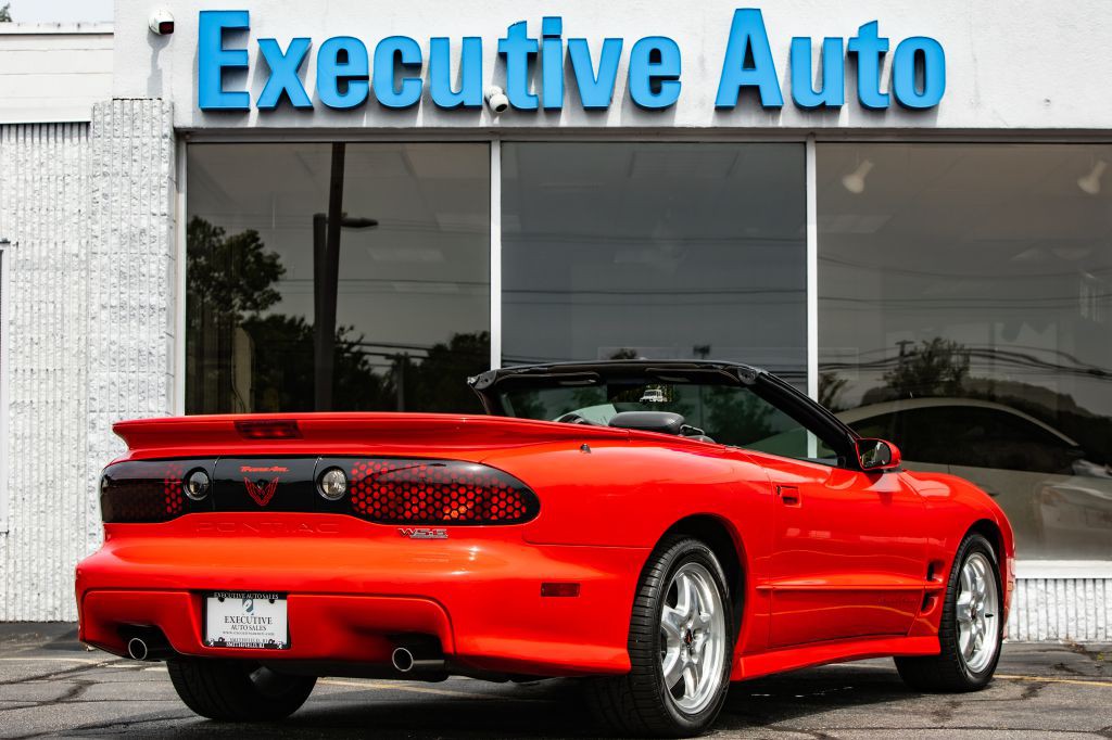2002 Pontiac Firebird Image 7