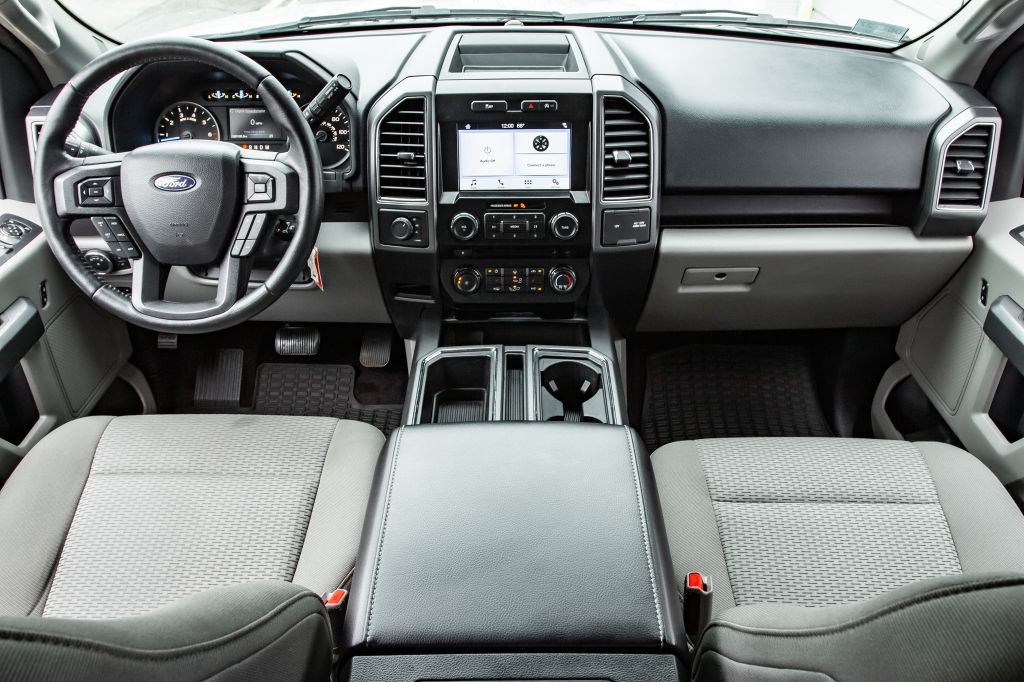 2017 Ford F-150 Image 17