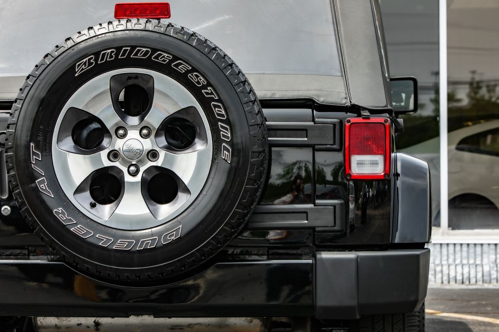 2016 Jeep Wrangler Unlimited Image 14