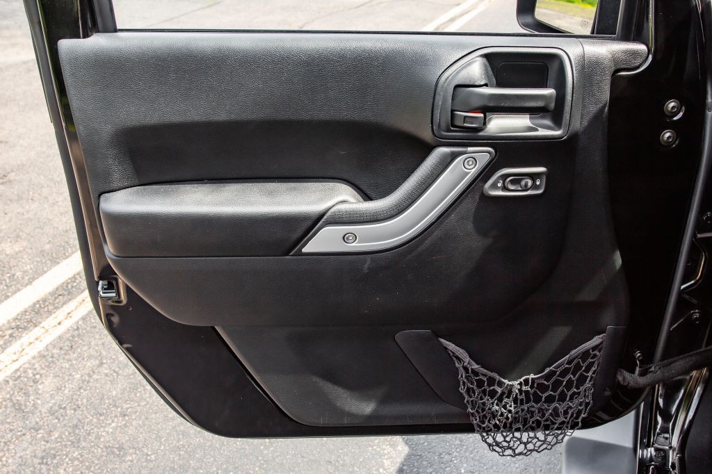 2016 Jeep Wrangler Unlimited Image 24