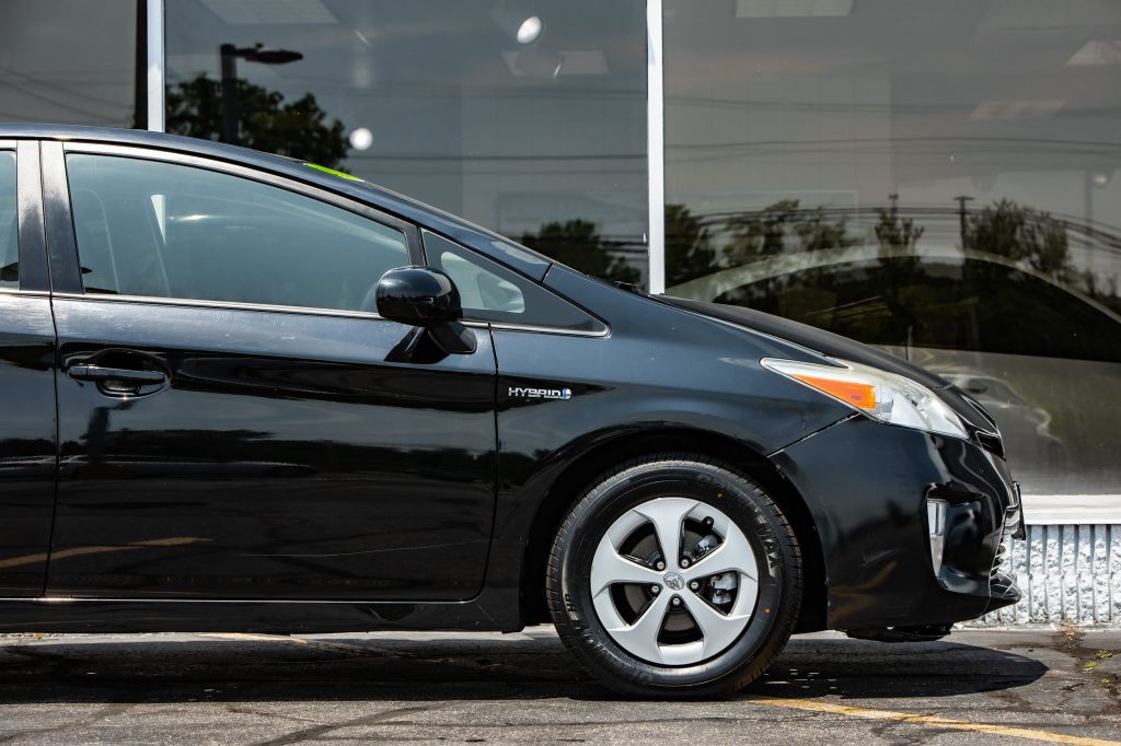 2014 Toyota Prius Image 10