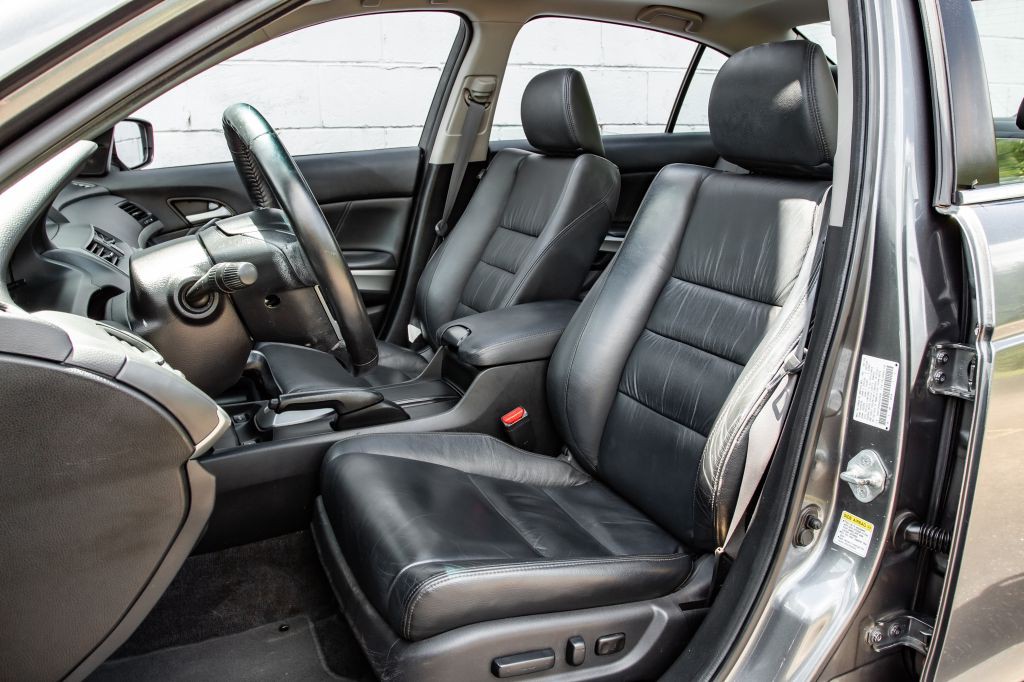 2010 Honda Accord Image 22