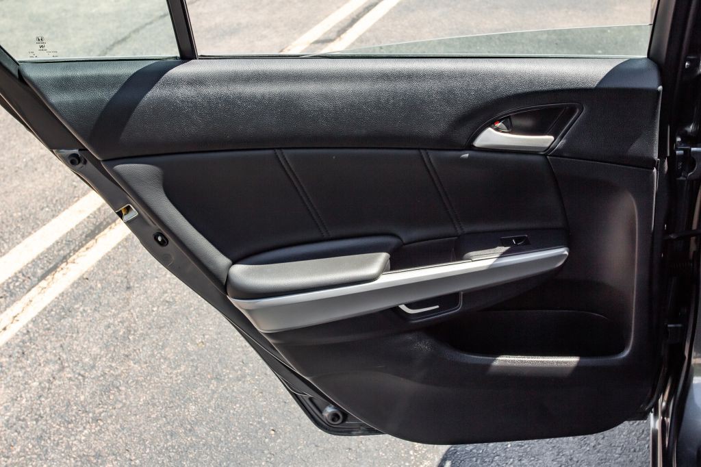 2010 Honda Accord Image 26