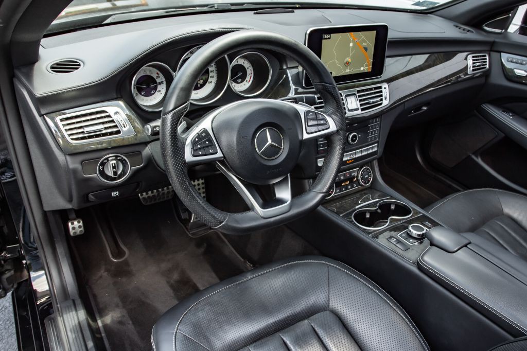 2016 Mercedes-Benz CLS-Class Image 17
