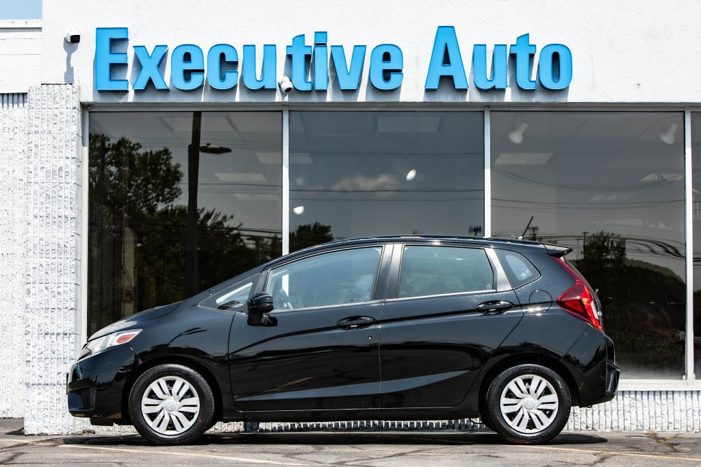 2017 Honda Fit Image 4