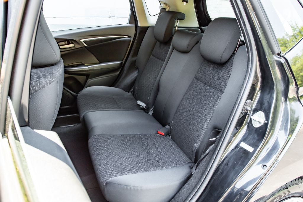 2017 Honda Fit Image 24