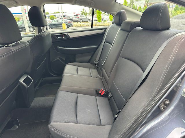 2017 Subaru Legacy Image 10