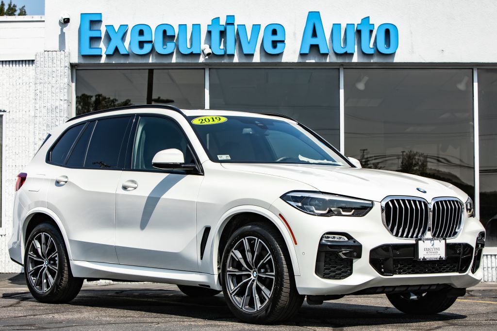 2019 BMW X5 Image 1