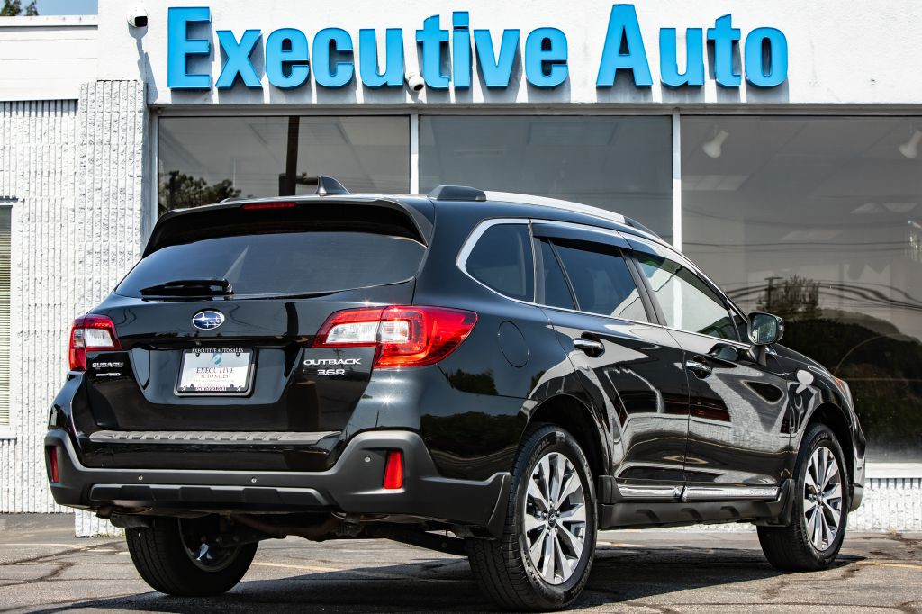 2018 Subaru Outback Image 7