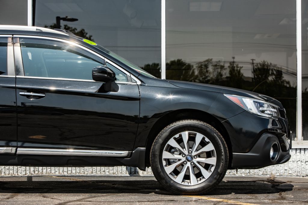 2018 Subaru Outback Image 10