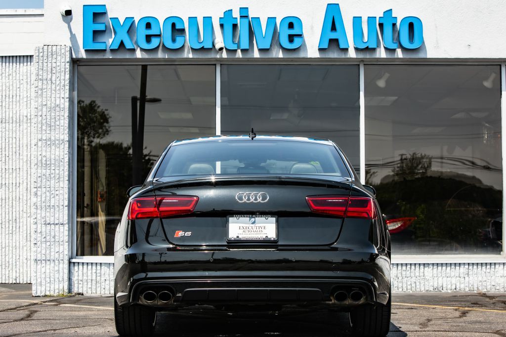 2016 Audi S6 Image 6