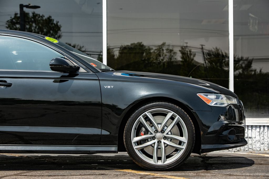 2016 Audi S6 Image 10