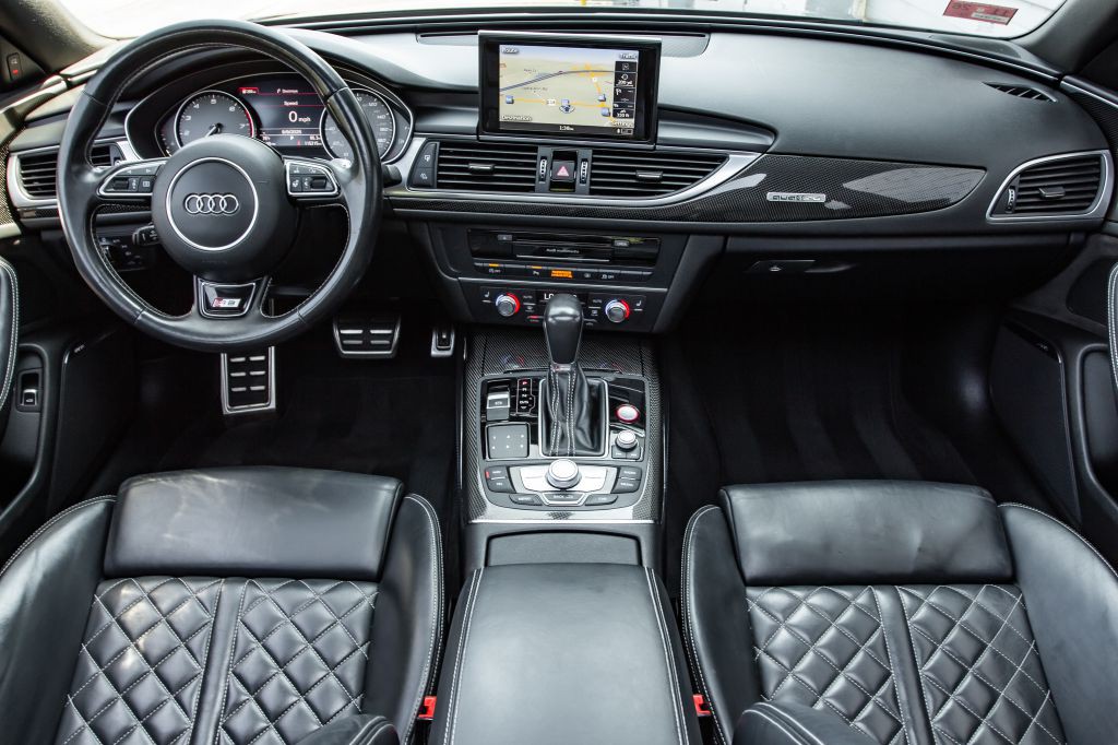 2016 Audi S6 Image 18