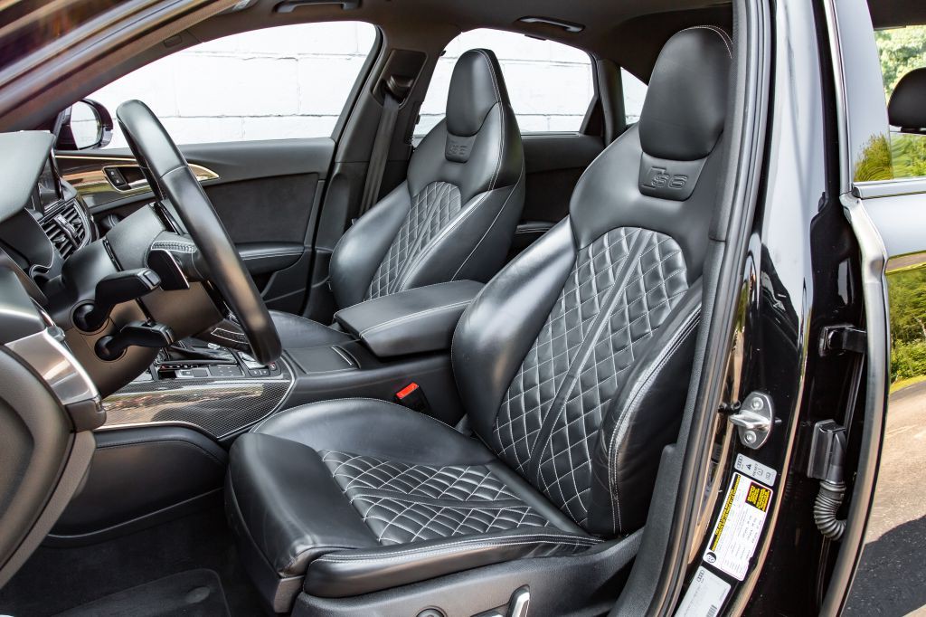 2016 Audi S6 Image 26